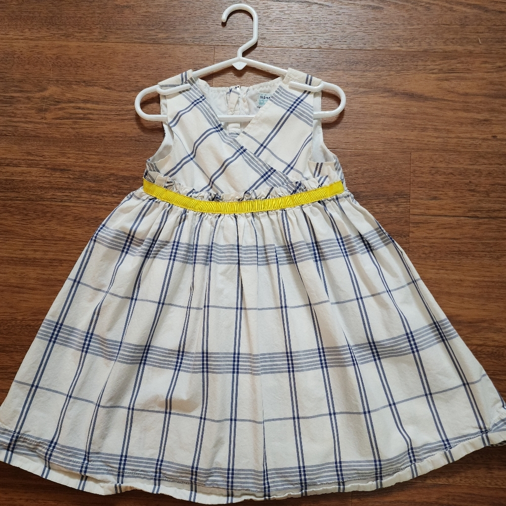 5t Old Navy Dress